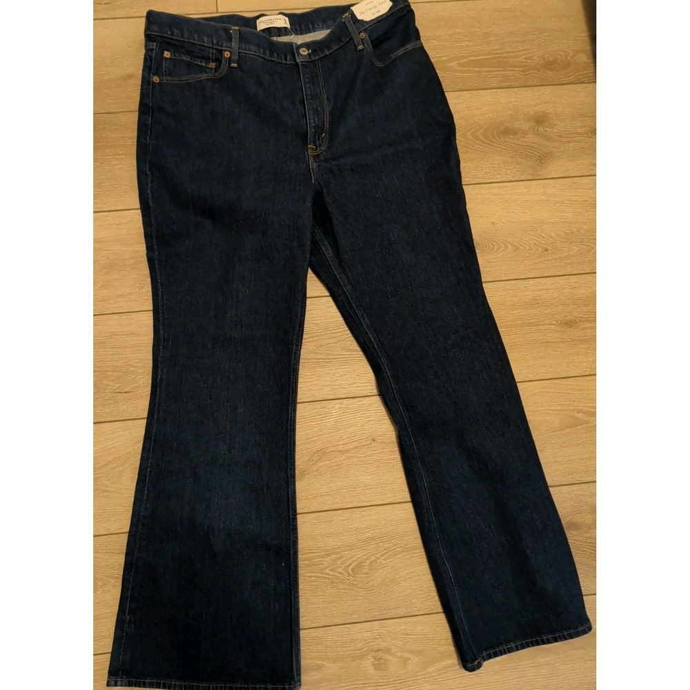 Abercrombie & Fitch The Vintage Flare High Rise Jeans Size 16R 33 NWT